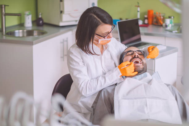 Best Emergency Tooth Extraction in Sinton, TX